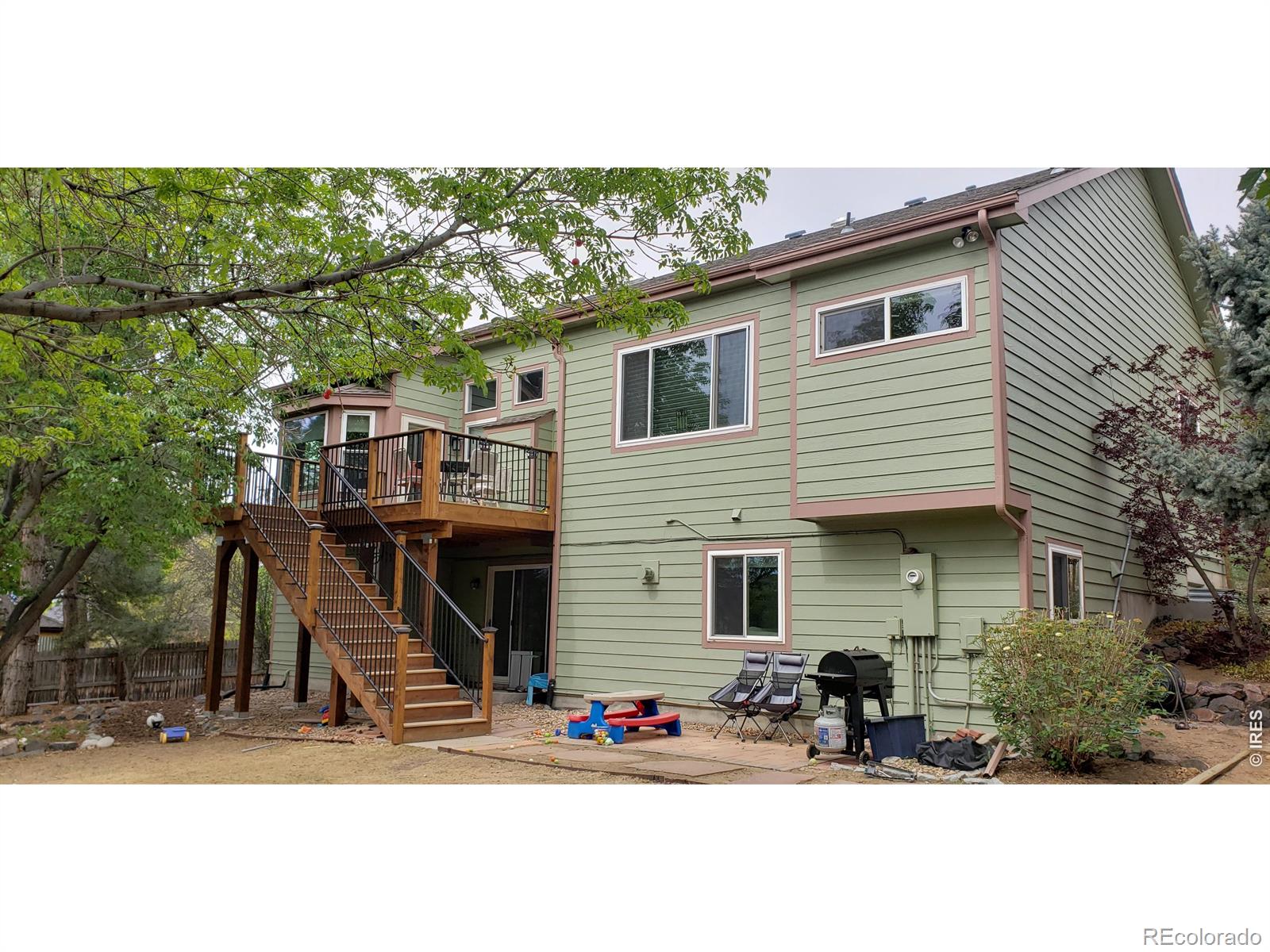 1714 Hemlock Way