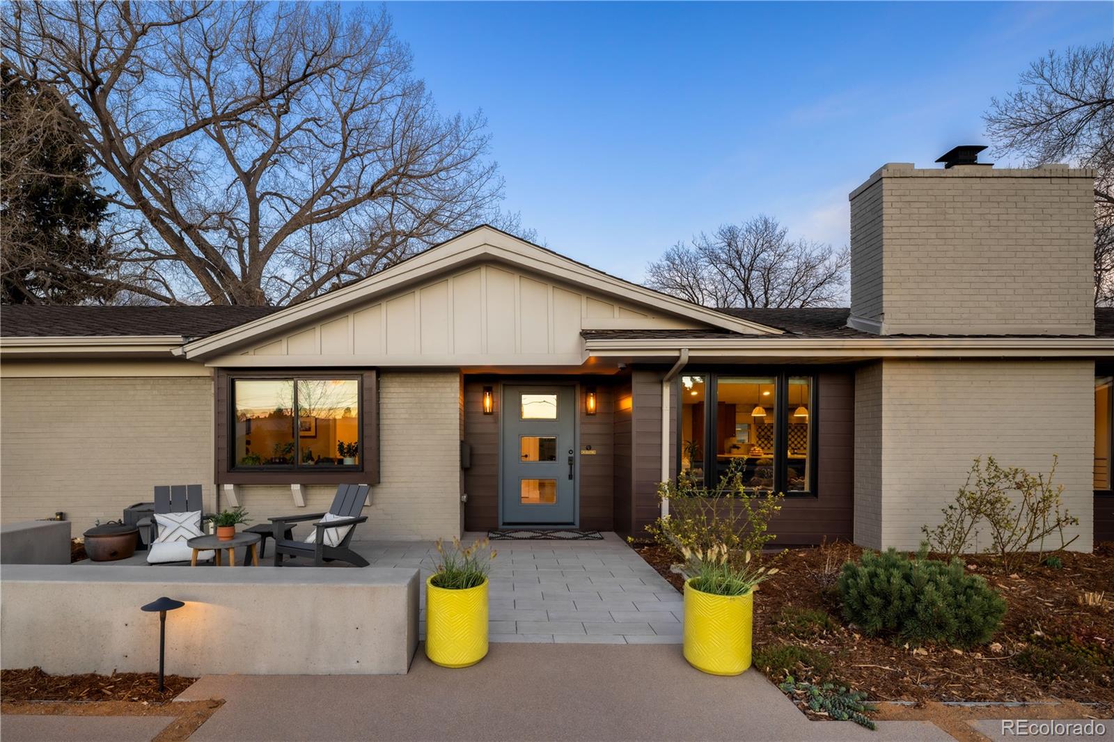 3720 S Dahlia Street