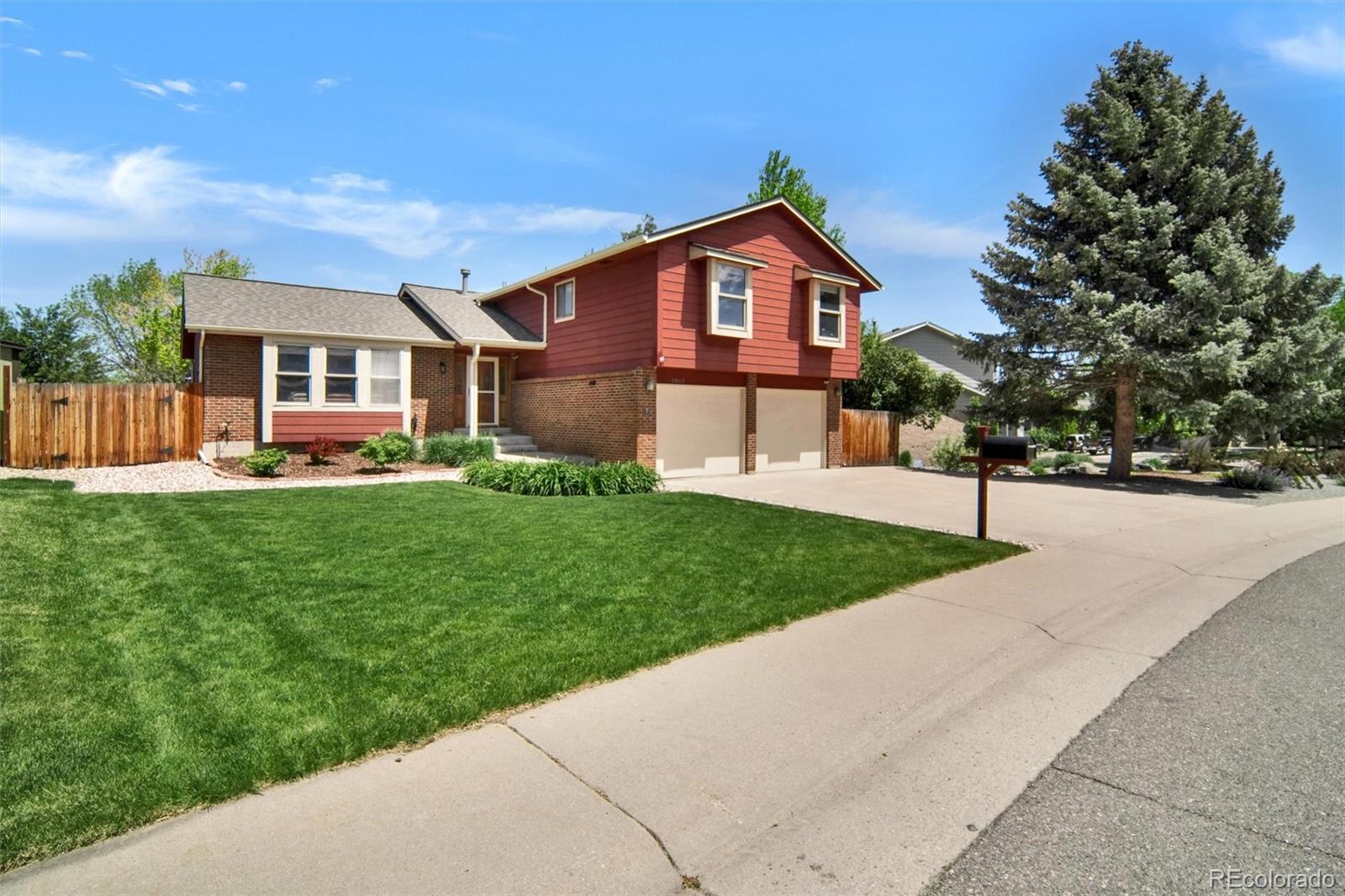 8065 W Fremont Drive