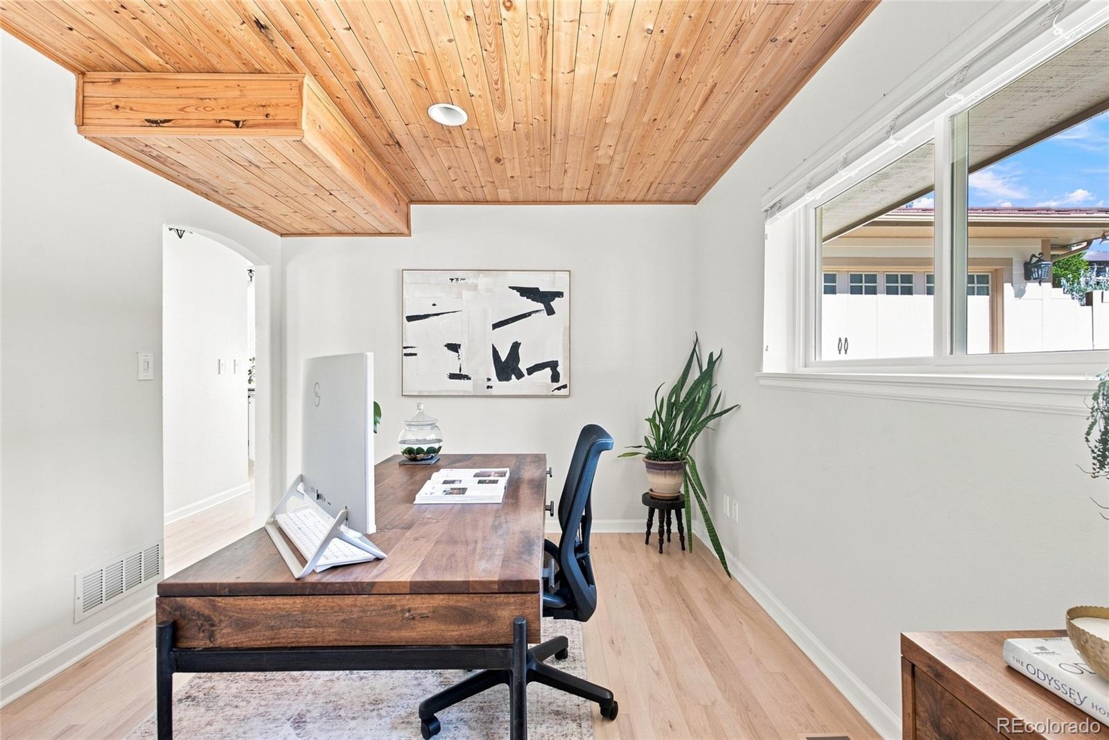 7084 Fox Paw Trail