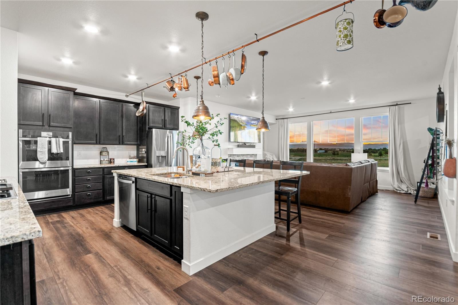 931 Wildrose Place