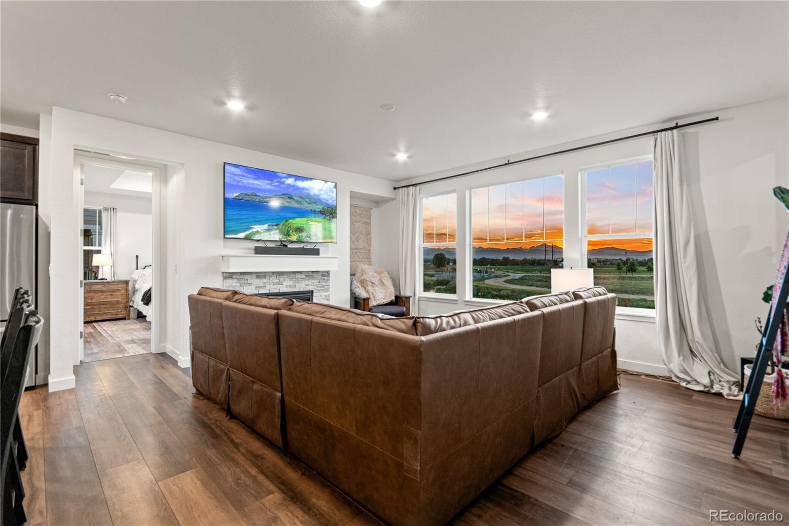 931 Wildrose Place