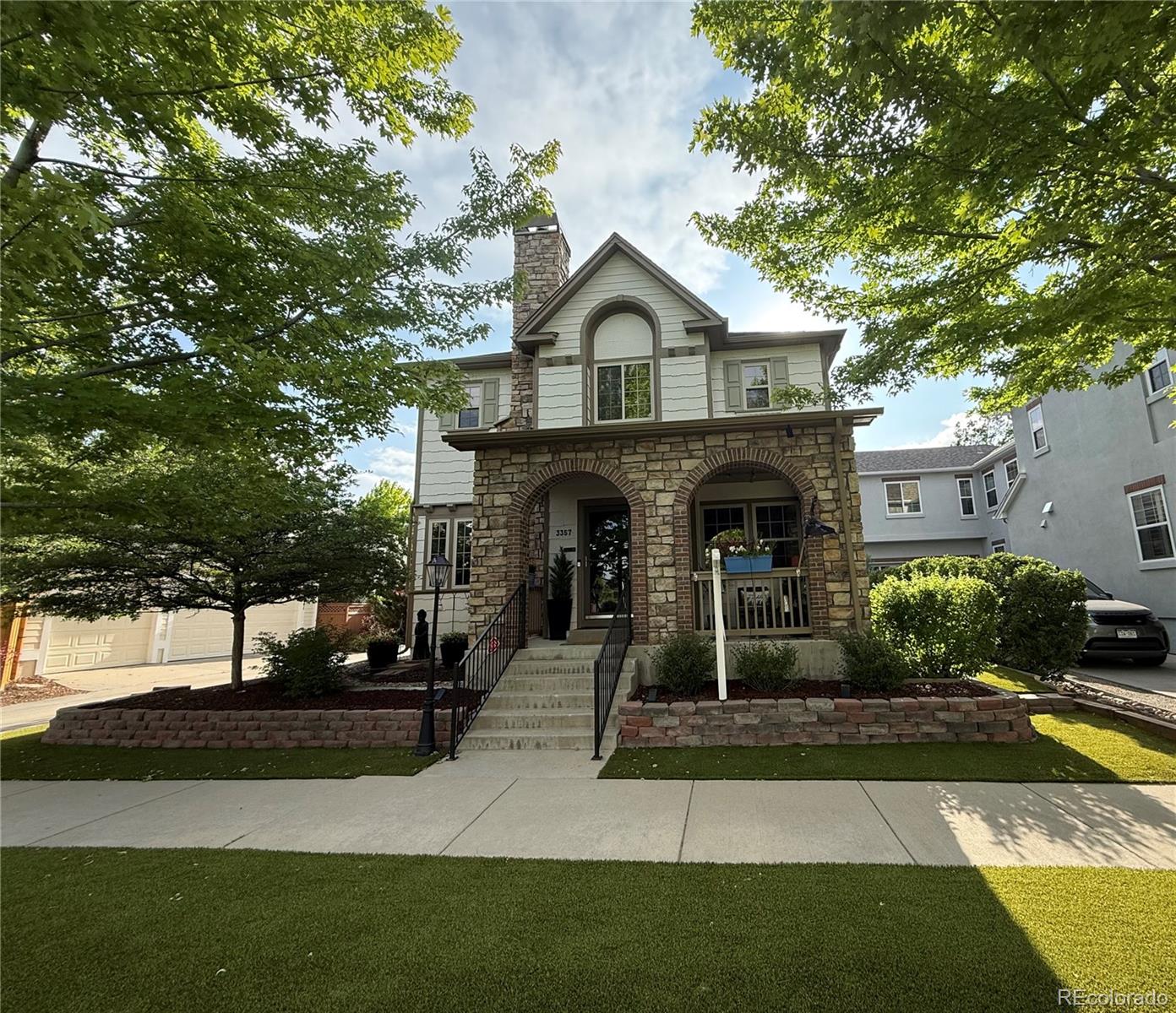 3357 N Akron Court