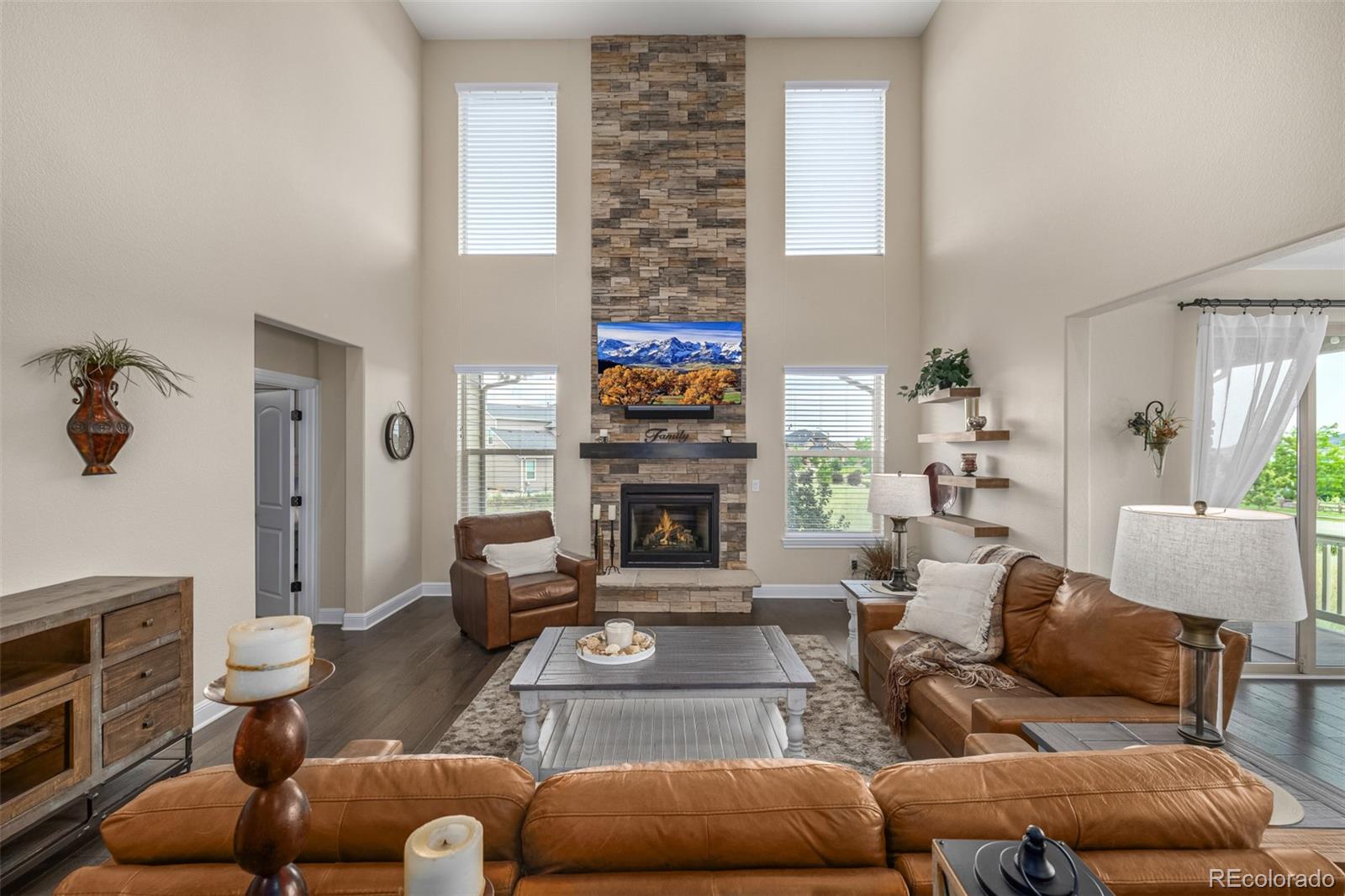 6220 Fishhawk Court