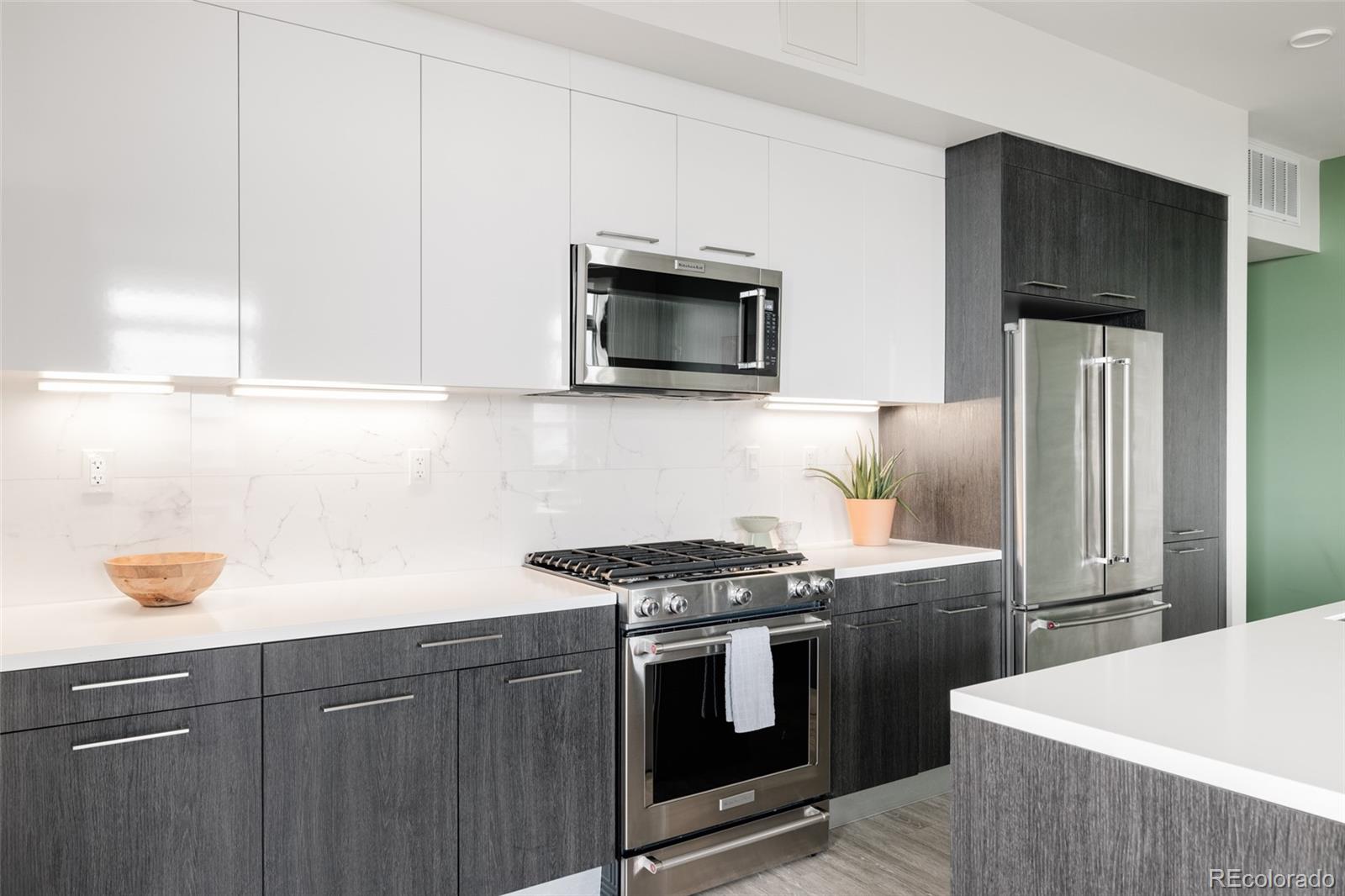 2880 Zuni Street 408, Denver, CO, 80211 4 2880 Zuni Street 408