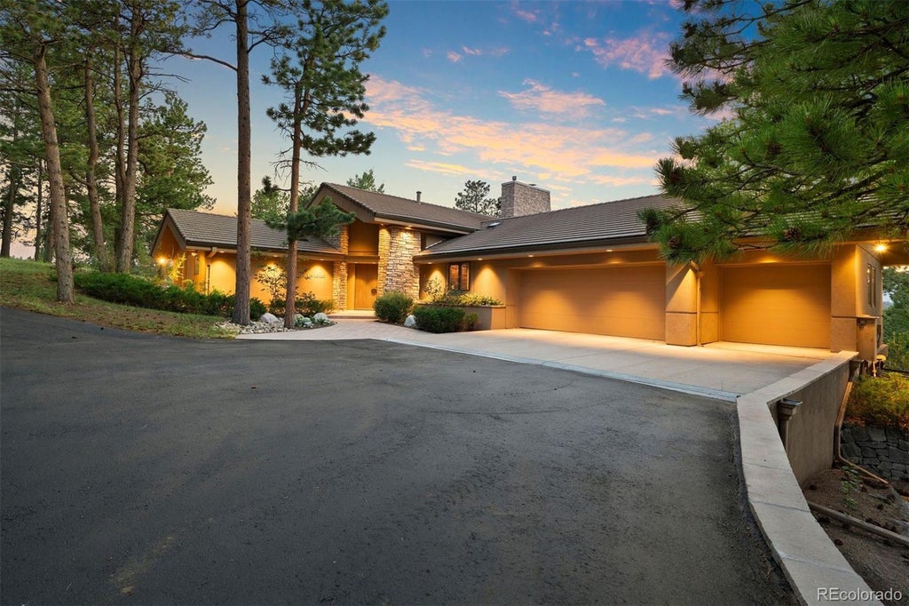Photo of 26348 Columbine Glen Trail, Golden, CO 80401 (MLS # 2942756)