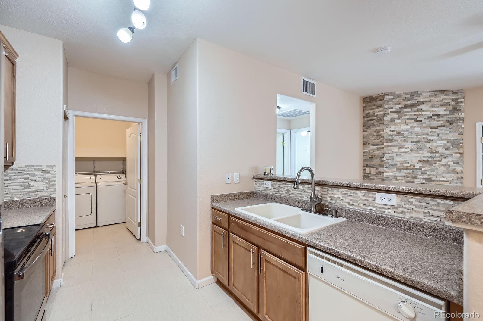 5537 Lewis Court 4