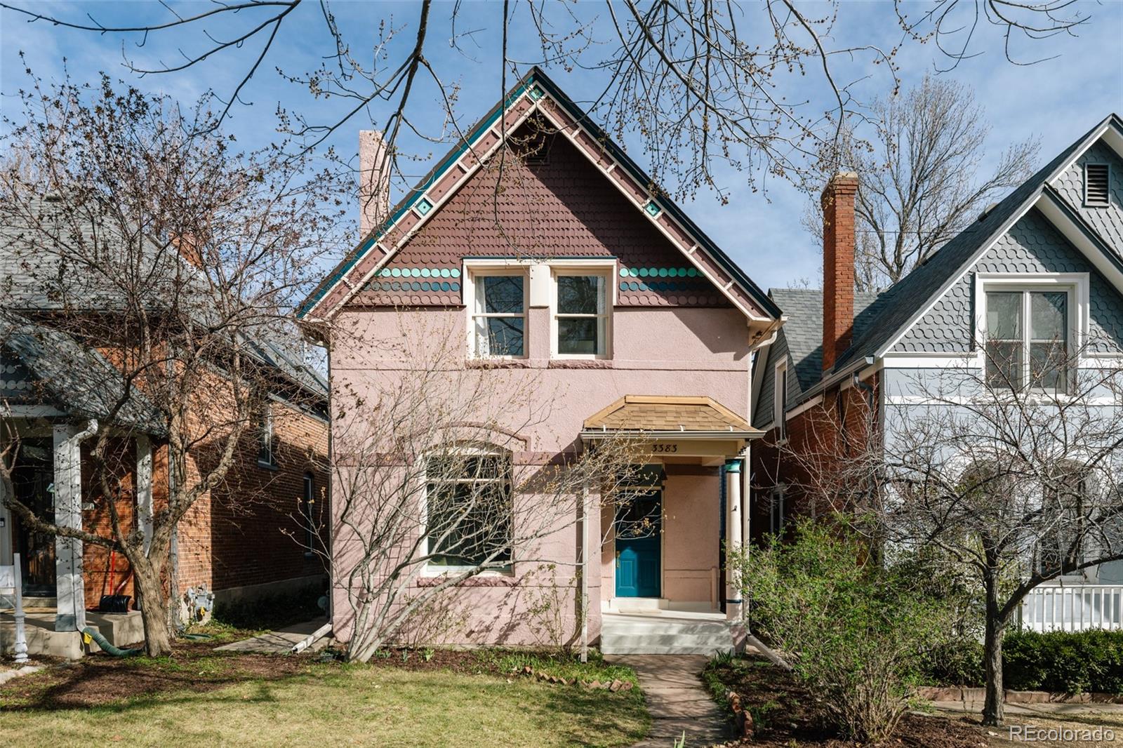 3383 W Hayward Place