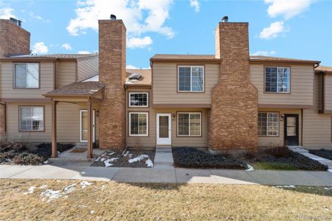 892 Summer Drive 15B Highlands Ranch CO 80126