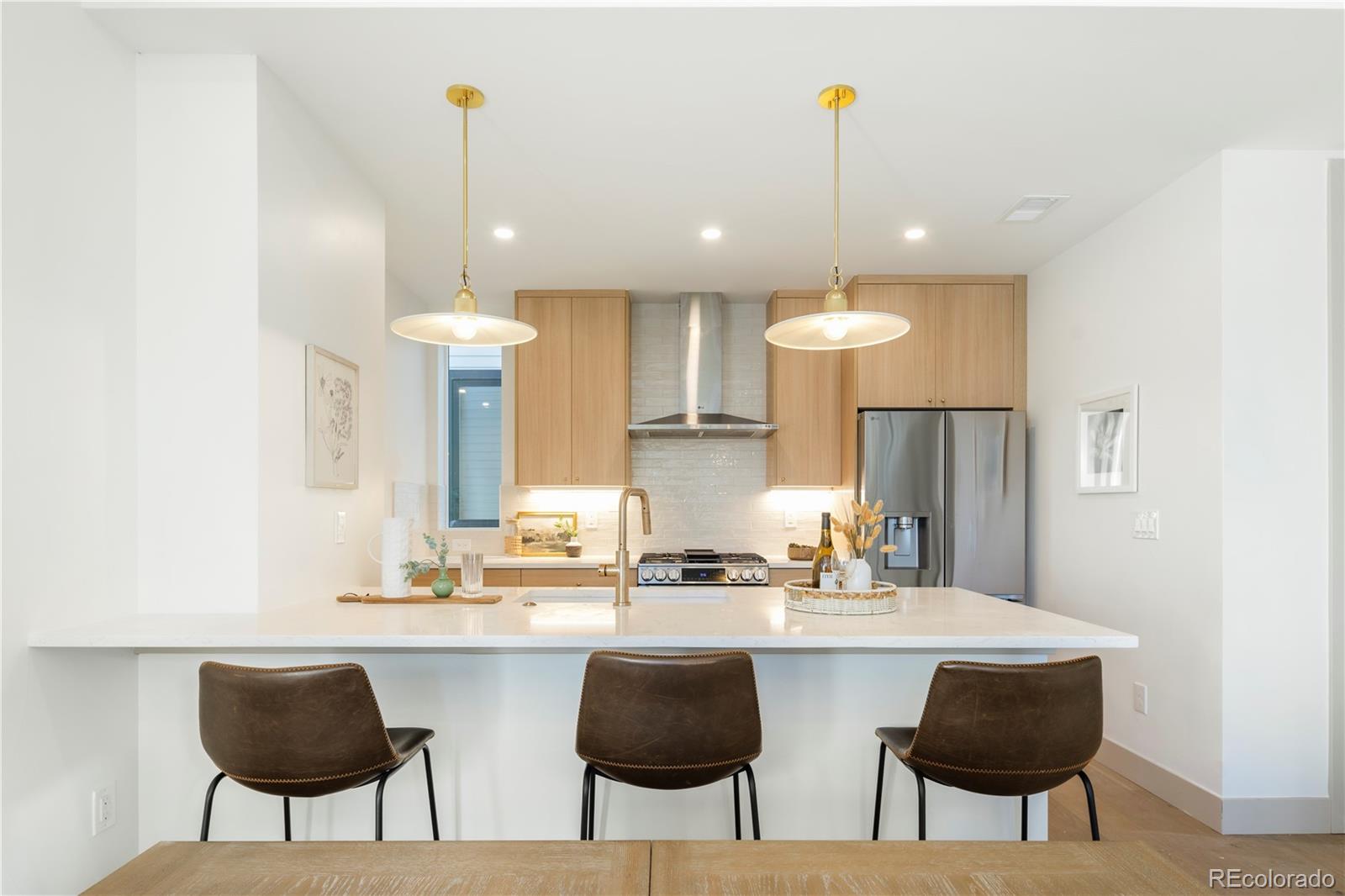 1242 Zenobia Street 13