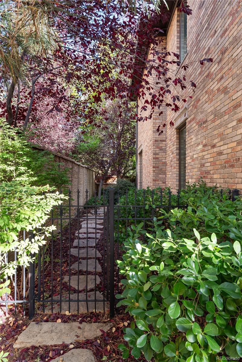 106 S University Boulevard 18