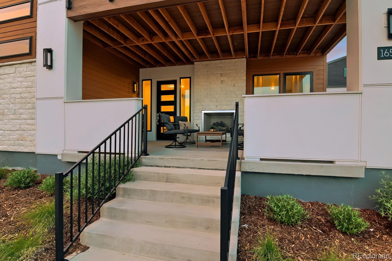 16569 Peak Street
