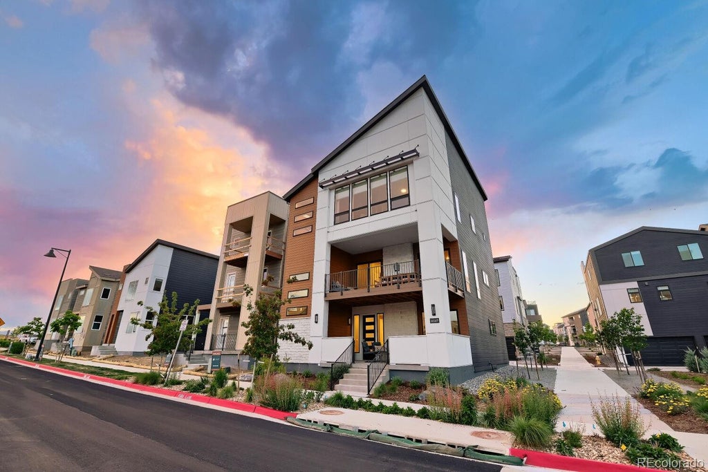 Photo of 16569 Peak Street, Broomfield, CO 80023 (MLS # 5106957)