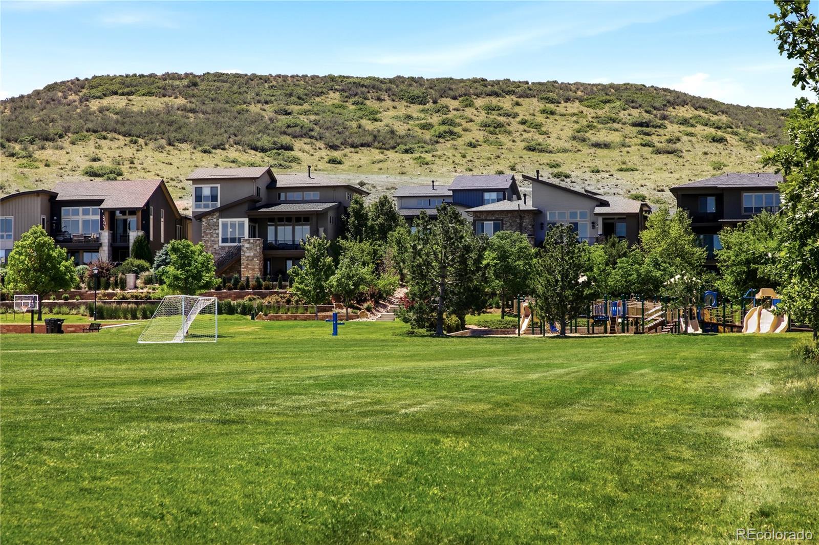 10218 Ridgegate Circle