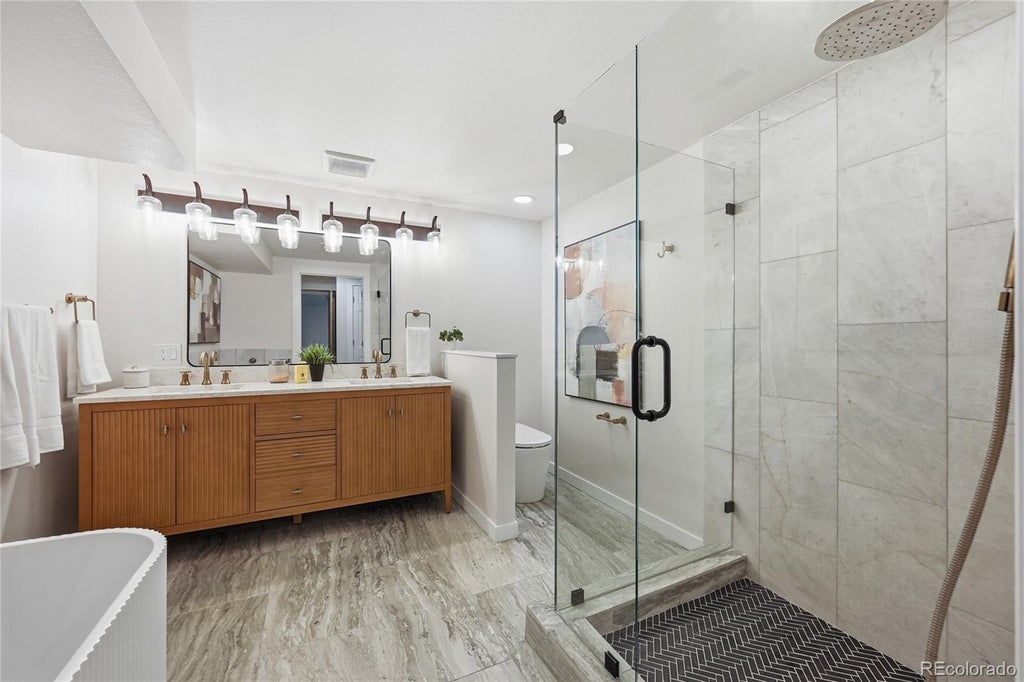 Photo of 961 S Foothill Drive, Lakewood, CO 80228 (MLS # 5335270)