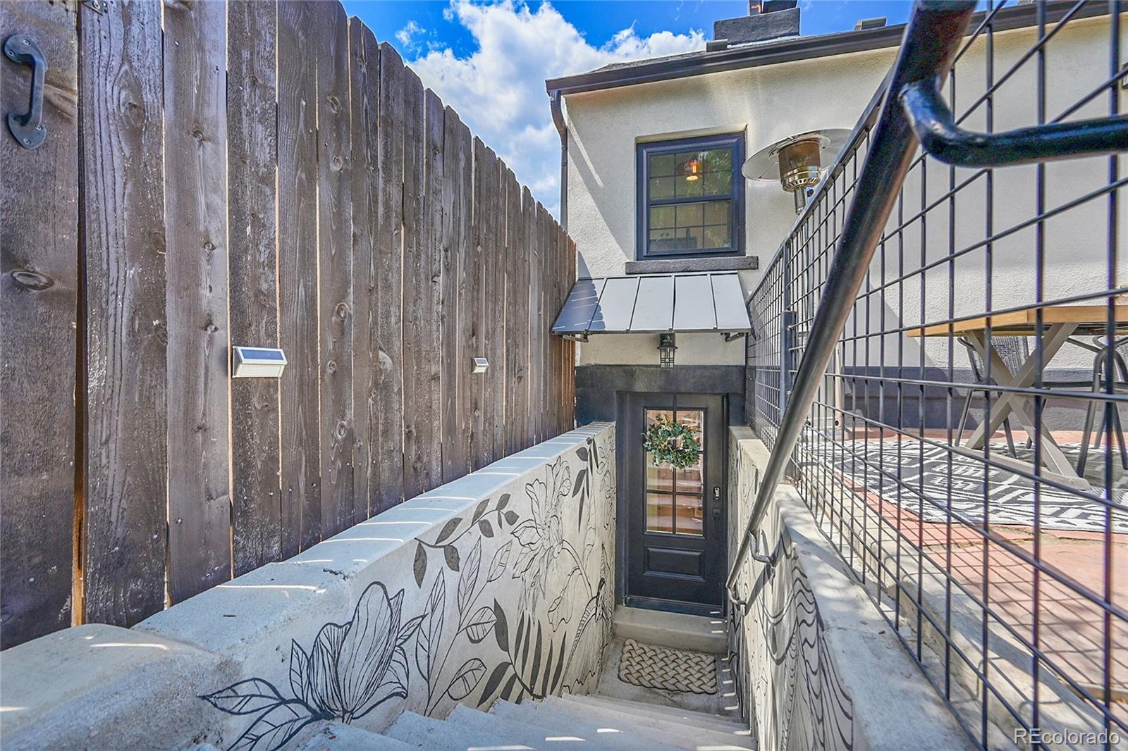 2936 Sheridan Boulevard