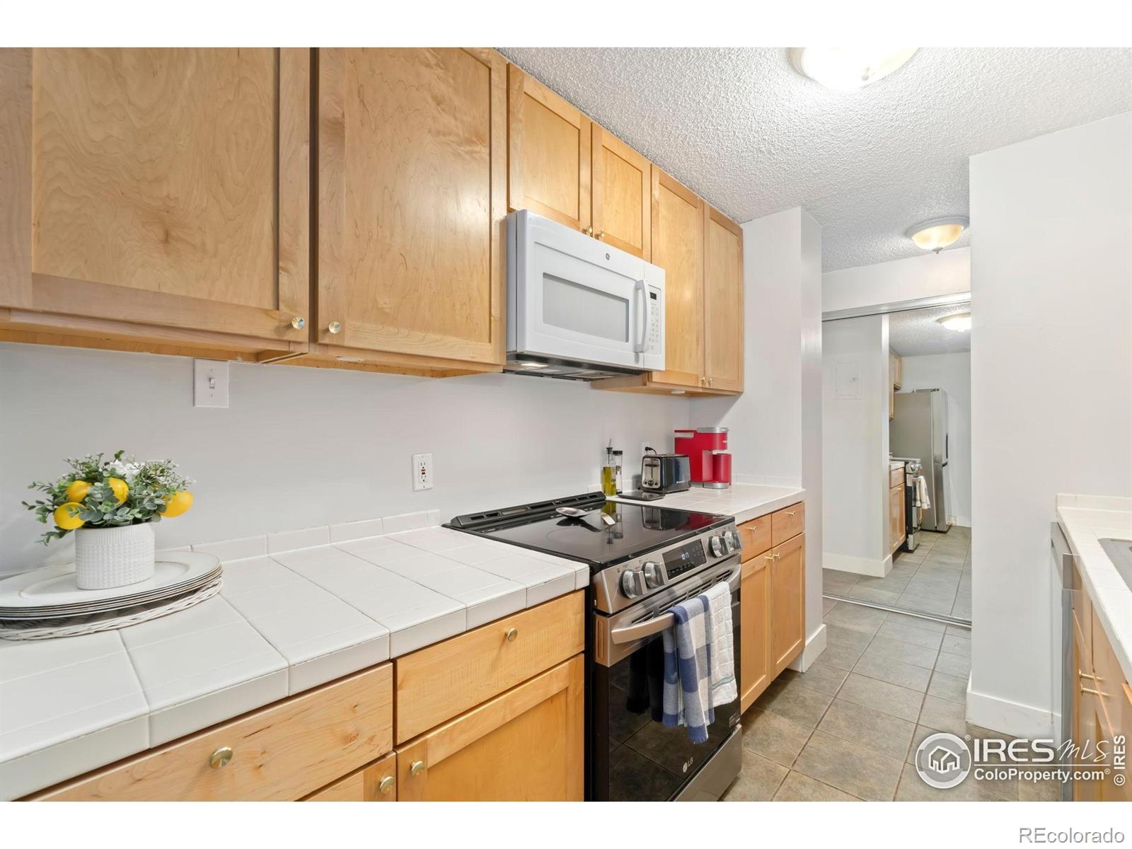 2225 Buchtel Boulevard 703, Denver, CO, 80210 1 2225 Buchtel Boulevard 703