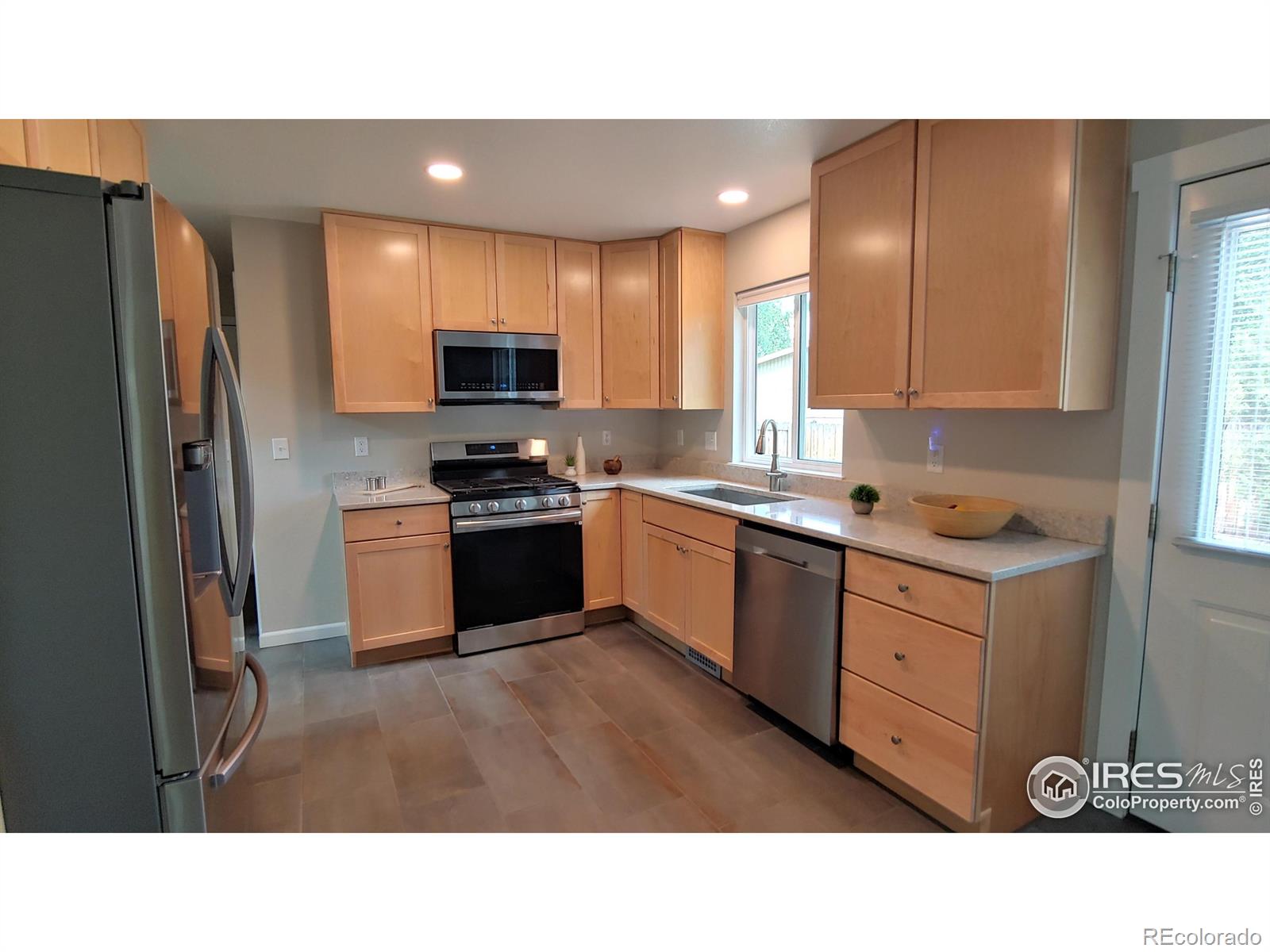 3055 Wells Fargo Drive, Fort Collins, CO, 80521 2 3055 Wells Fargo Drive