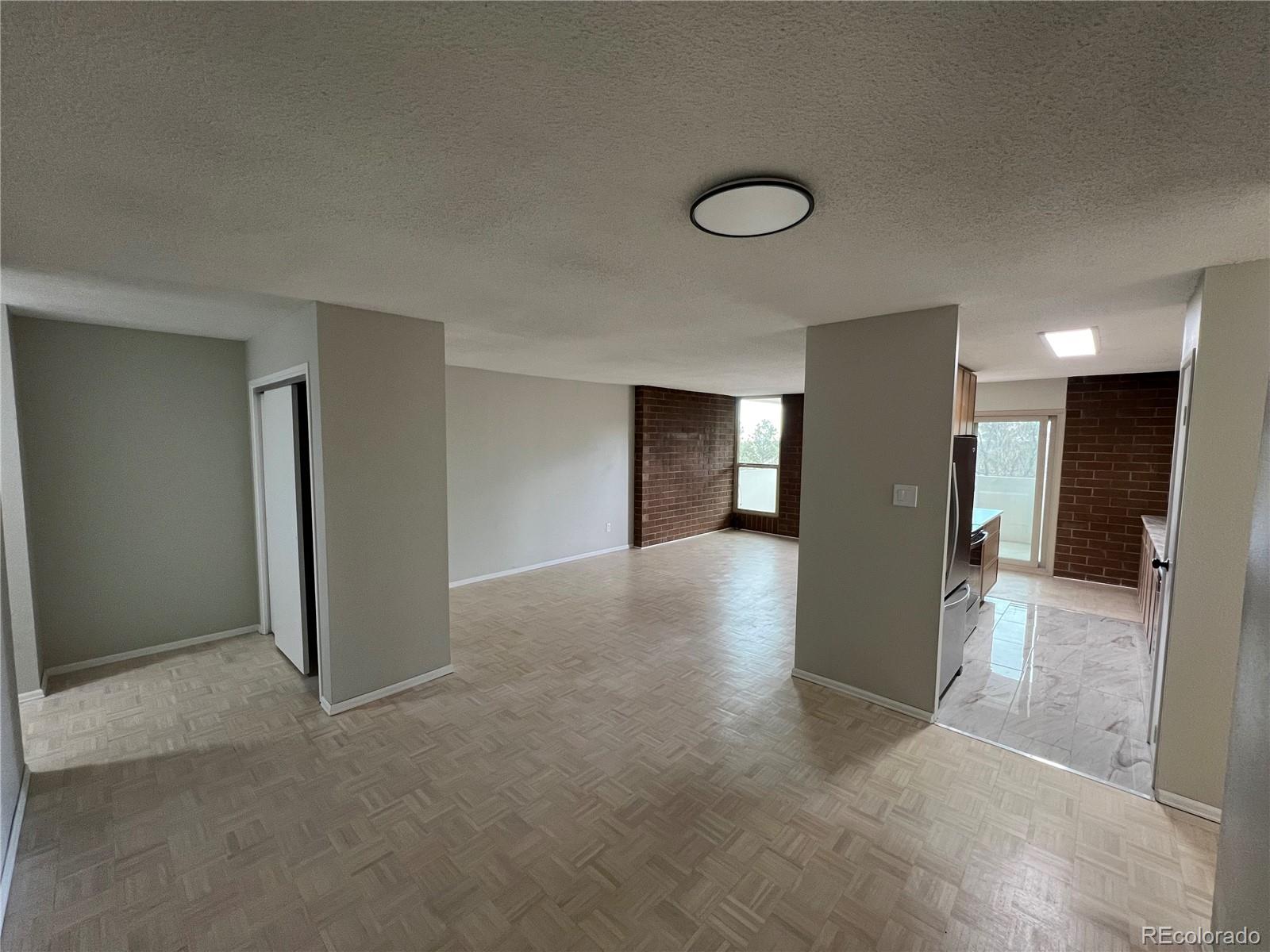 2880 S Locust Street 507S