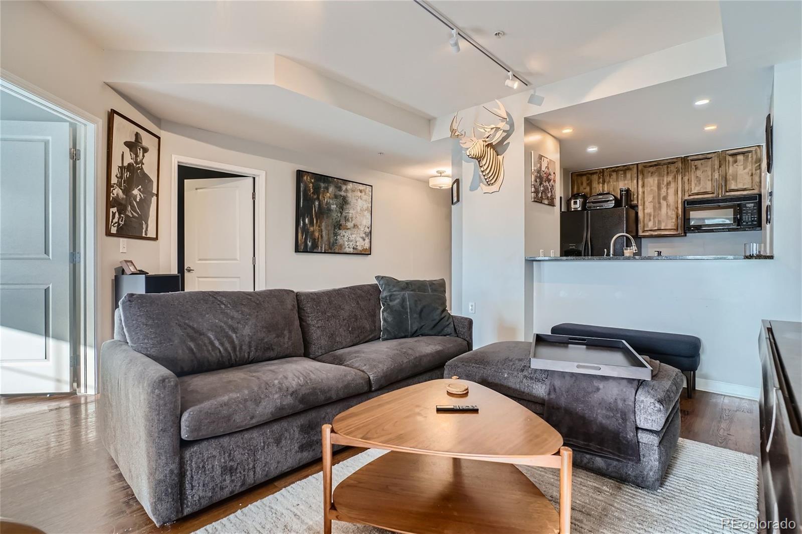 925 N Lincoln Street 8E-S, Denver, CO, 80203 4 925 N Lincoln Street 8E-S