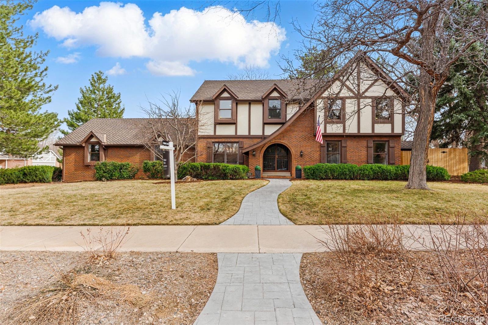 2011 S Gray Drive
