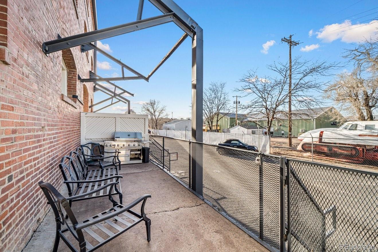 201 Lamkin Street 104