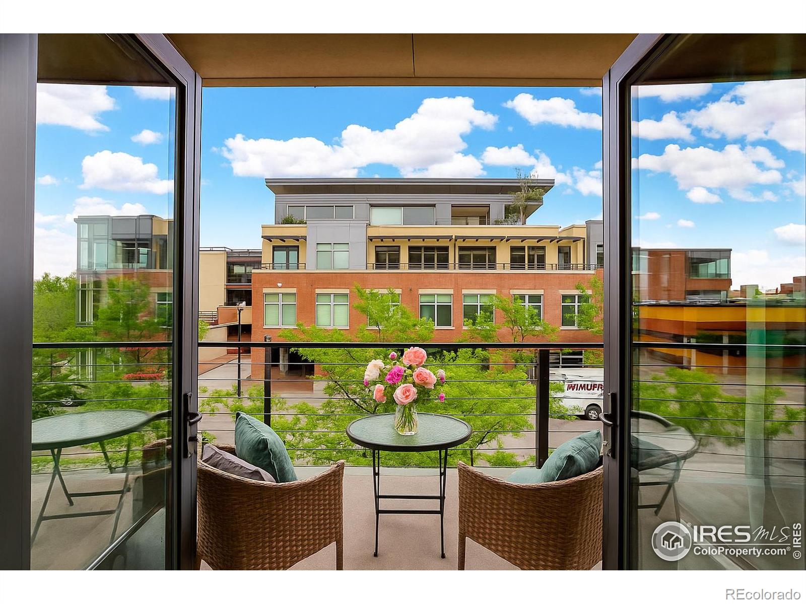 1077 Canyon Boulevard #211
