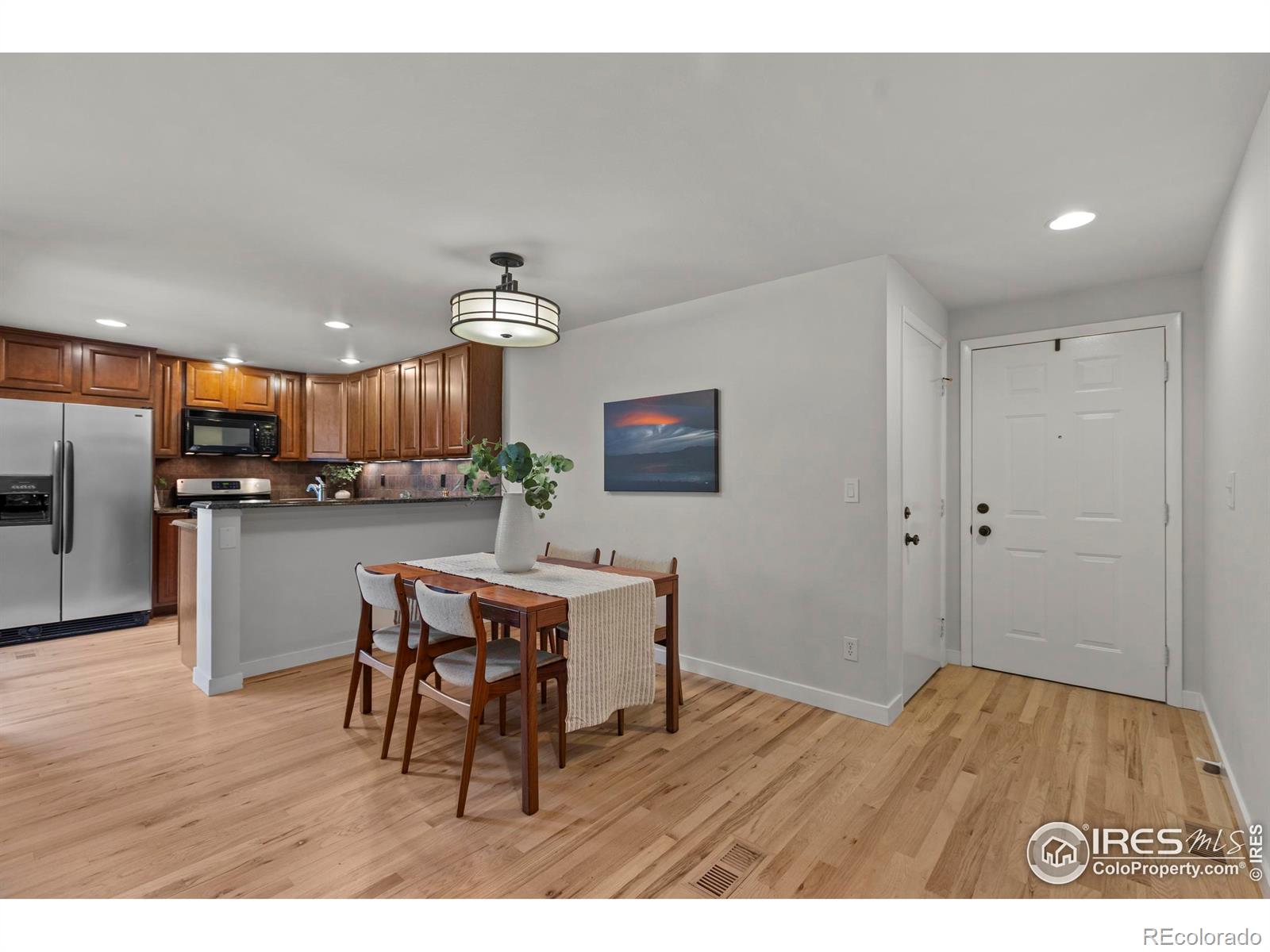 4506 Seaway Circle