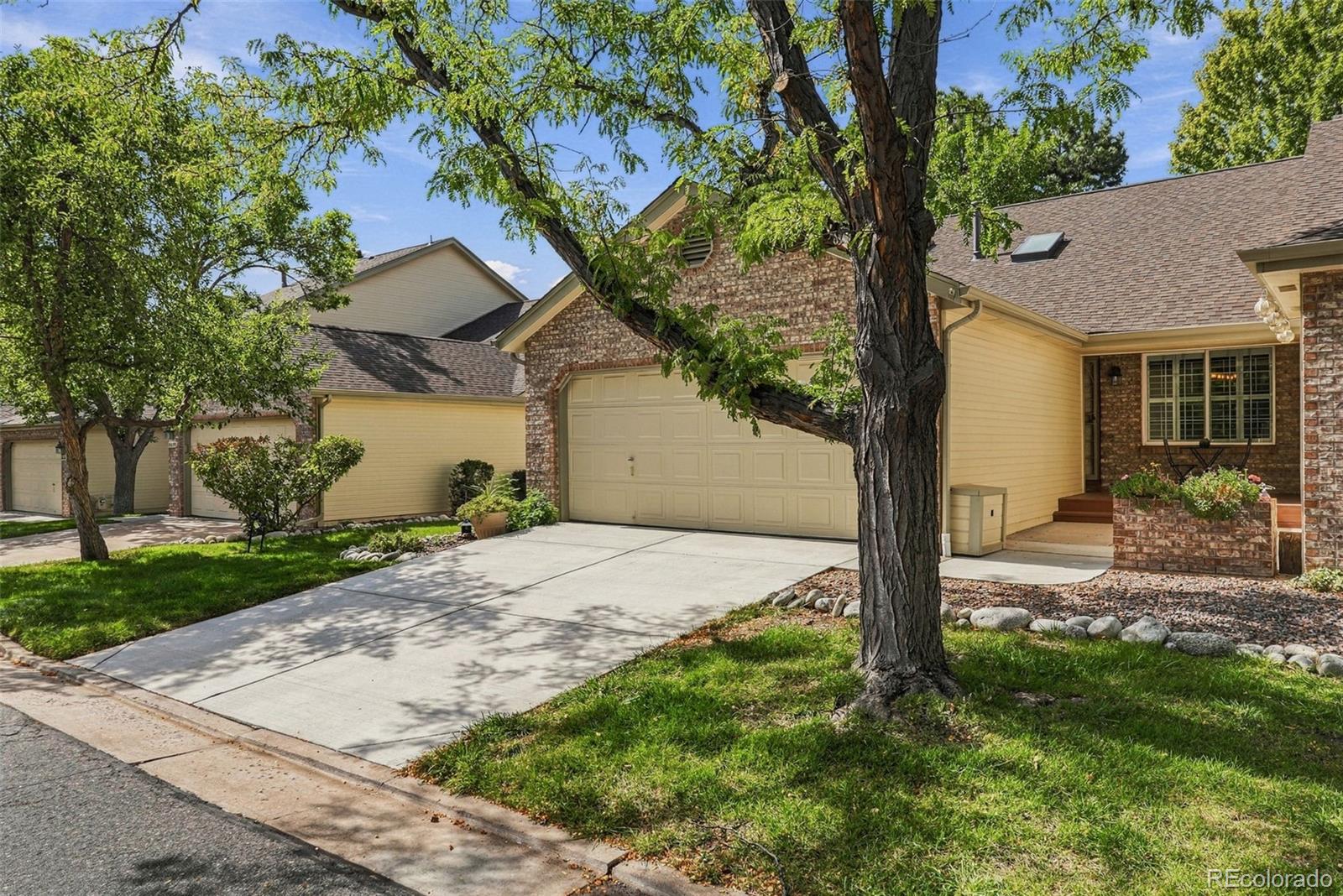 1443 E Nichols Circle