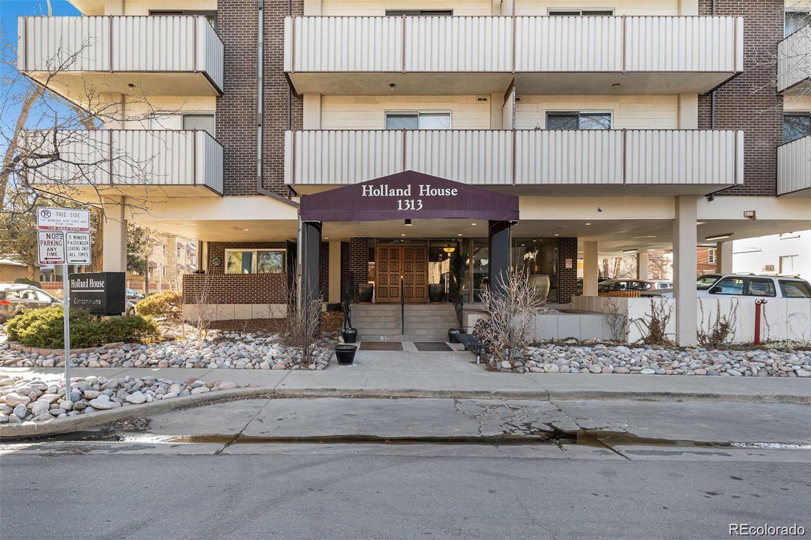 1313 Steele Street 701