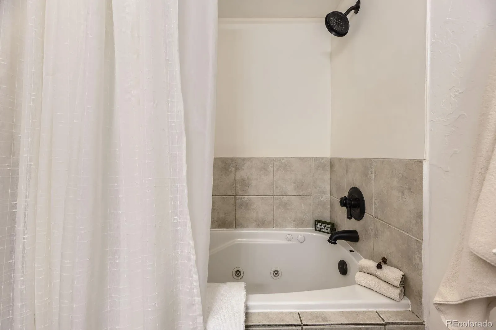 Pine, Colorado 80470, United States, 3 Bedrooms Bedrooms, ,3 BathroomsBathrooms,Residential,Active,146158