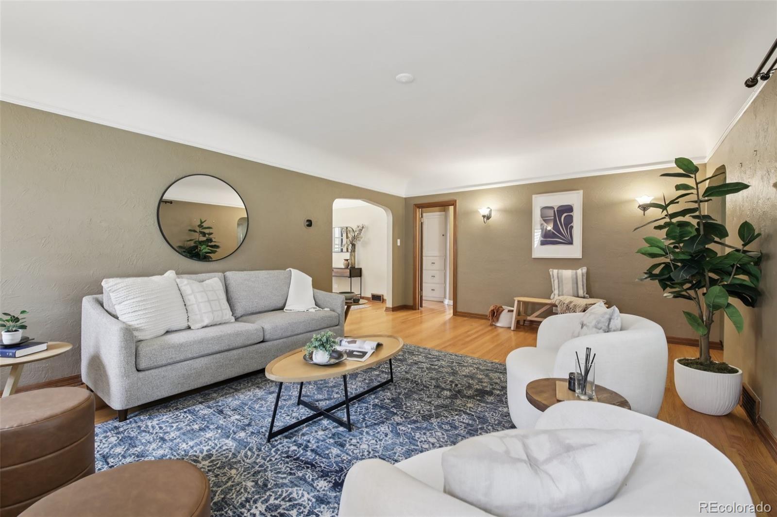 1325 N Monaco Parkway