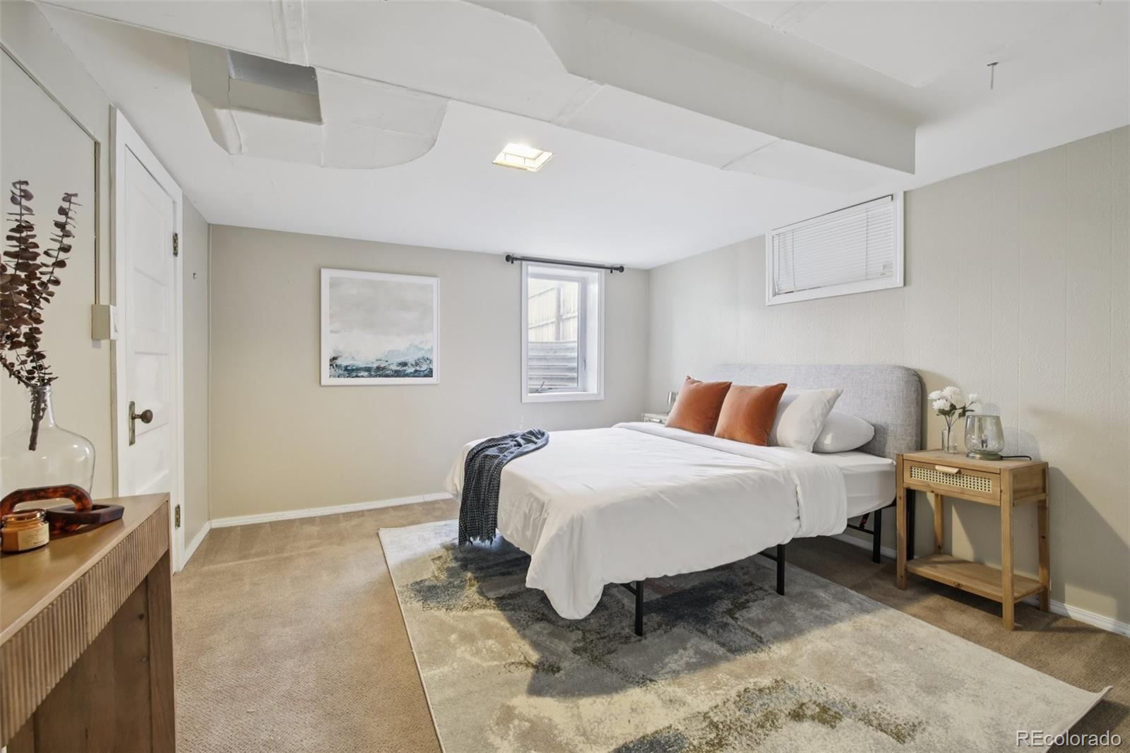 1325 N Monaco Parkway