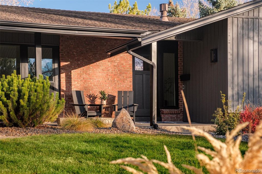 Photo of 4000 S Dahlia Street, Cherry Hills Village, CO 80113 (MLS # 3042887)