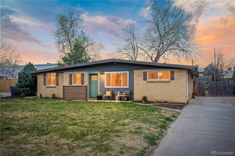 Photo of 5320 W 40th Avenue, Wheat Ridge, CO 80212 (MLS # 4717509)
