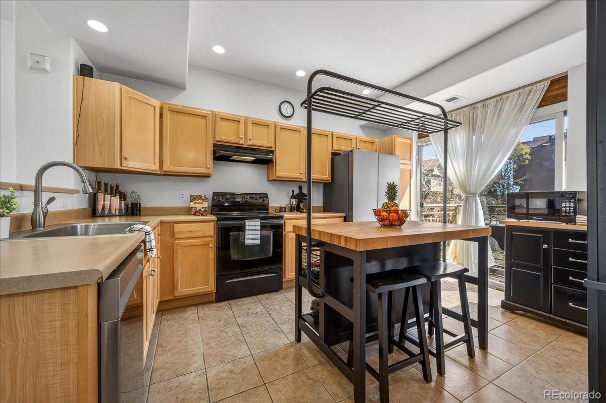 18767 E Yale Circle B