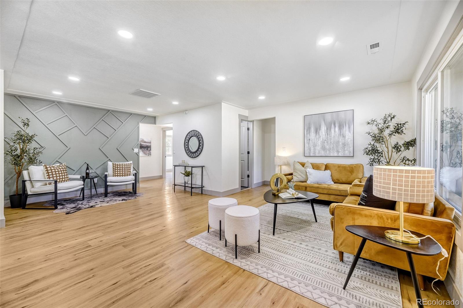 4345 Fenton Street