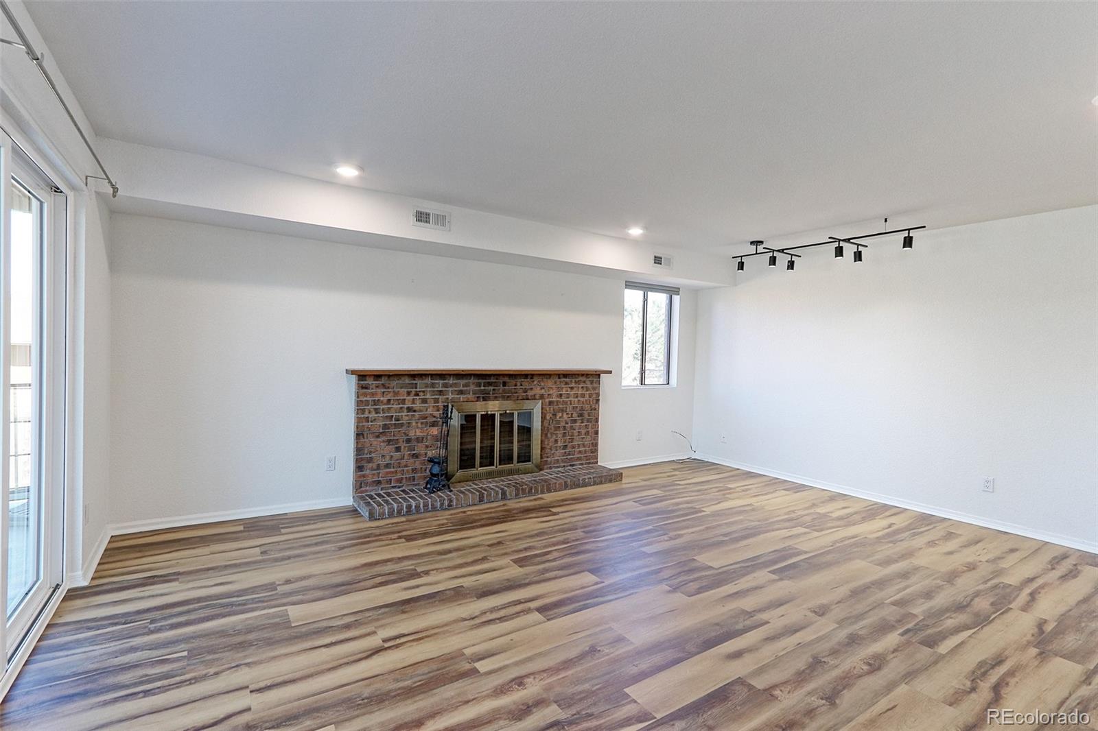 600 Manhattan Drive C7