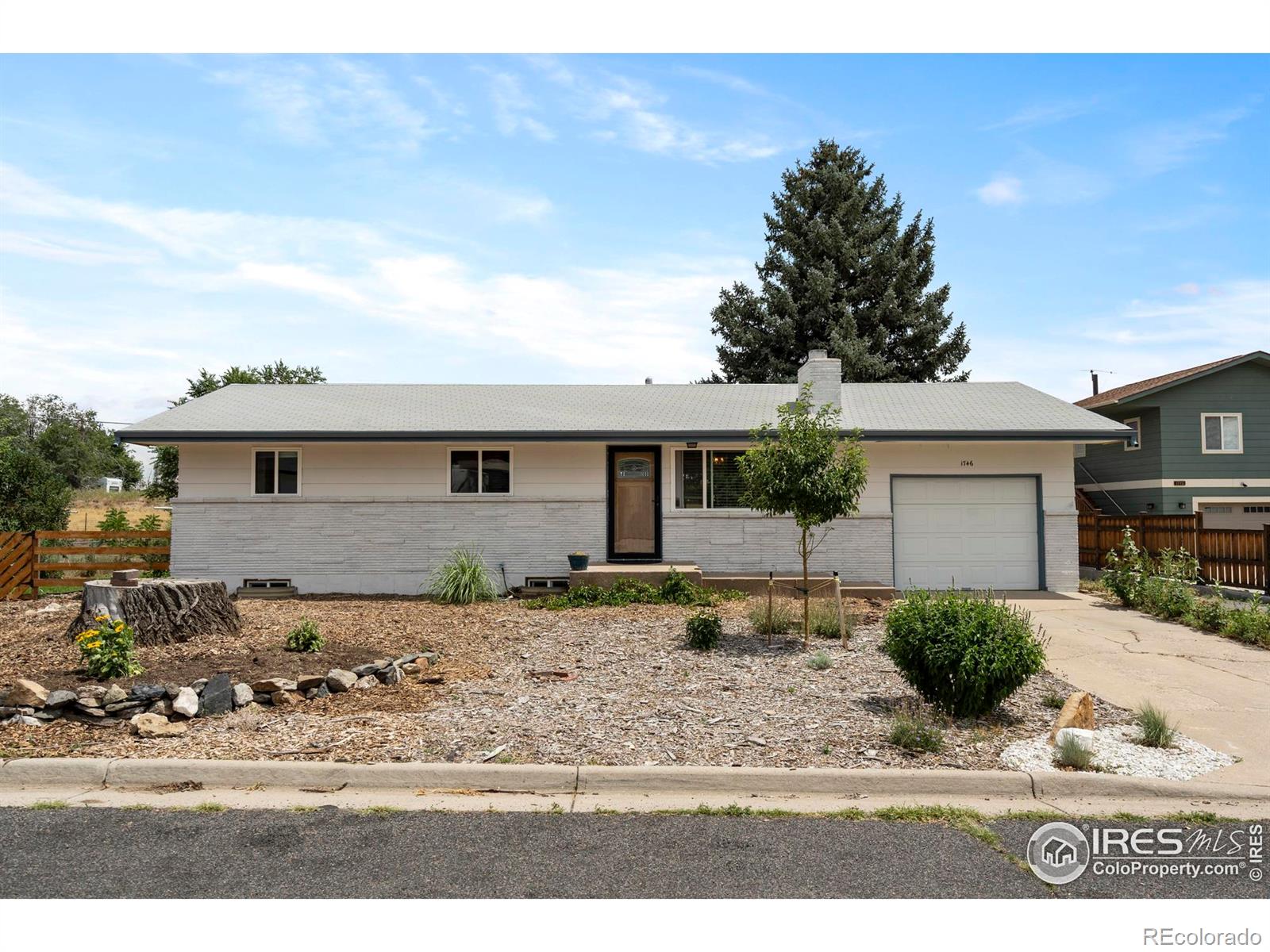 1746 Valley View Lane