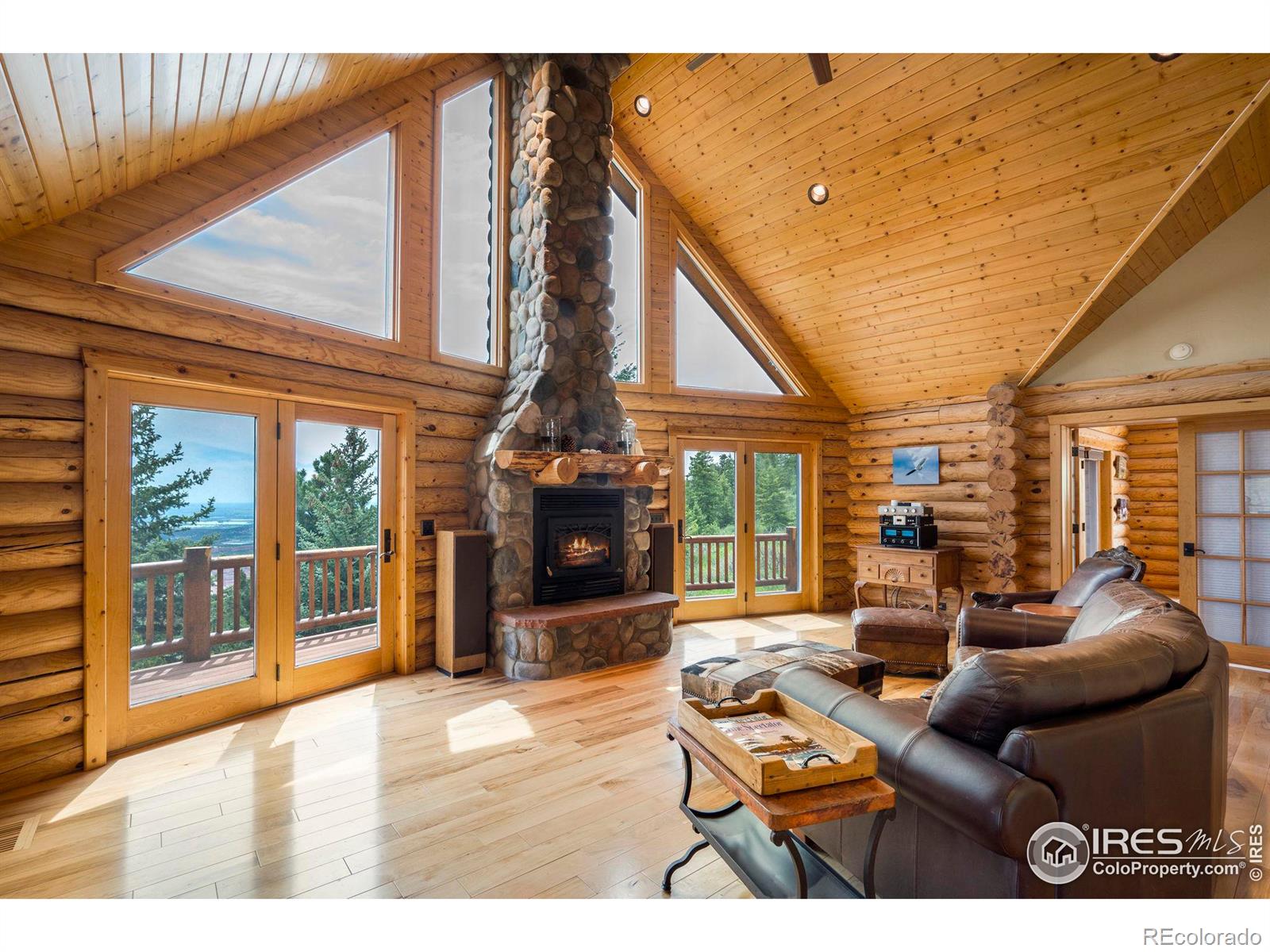 555 James Park Trail
