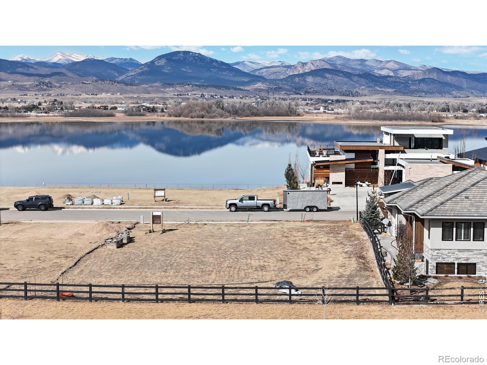 2696 Bluewater Road