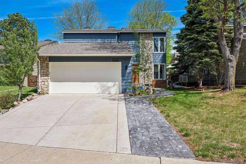 Photo of 1567 W Briarwood Avenue, Littleton, CO 80120 (MLS # 7864676)