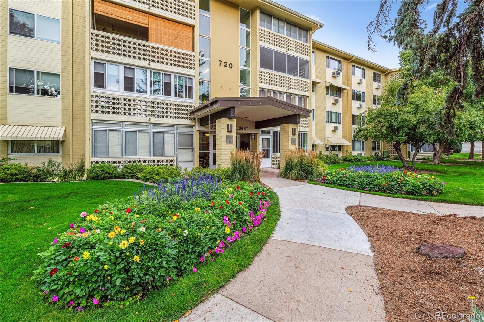 720 S Clinton Street 2D