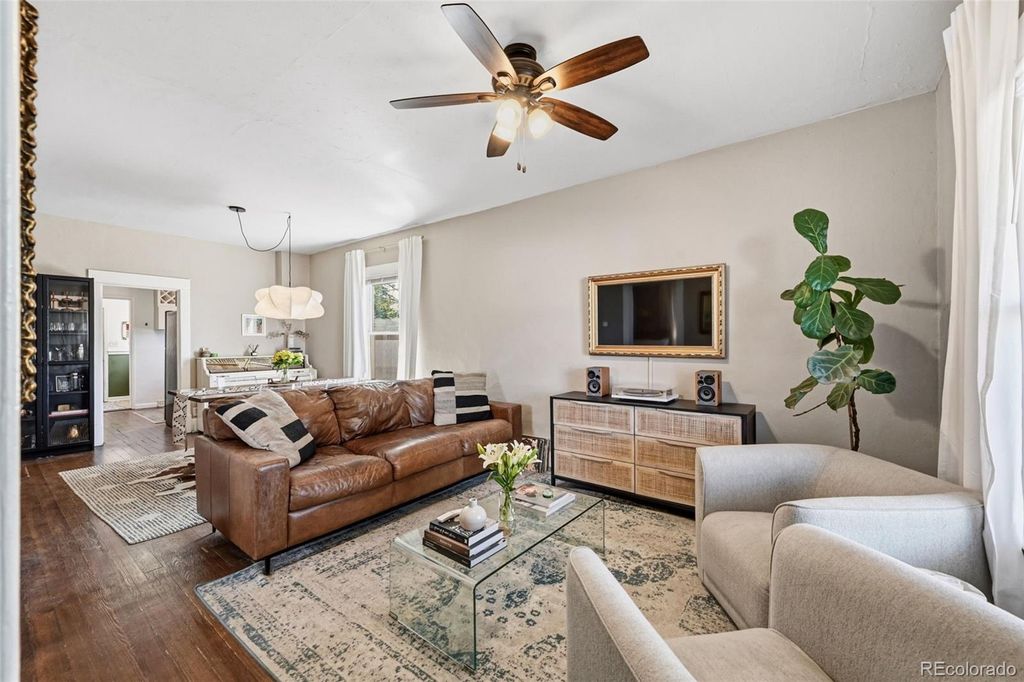 Photo of 3310 S Logan Street, Englewood, CO 80113 (MLS # 9091414)