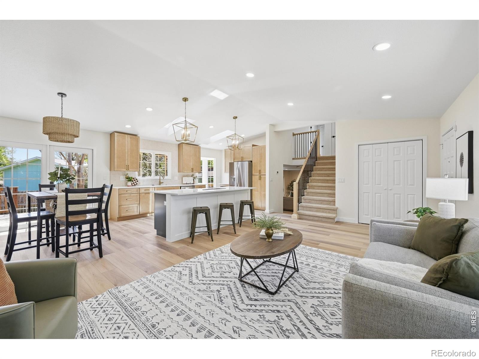 6757 Xenon Drive