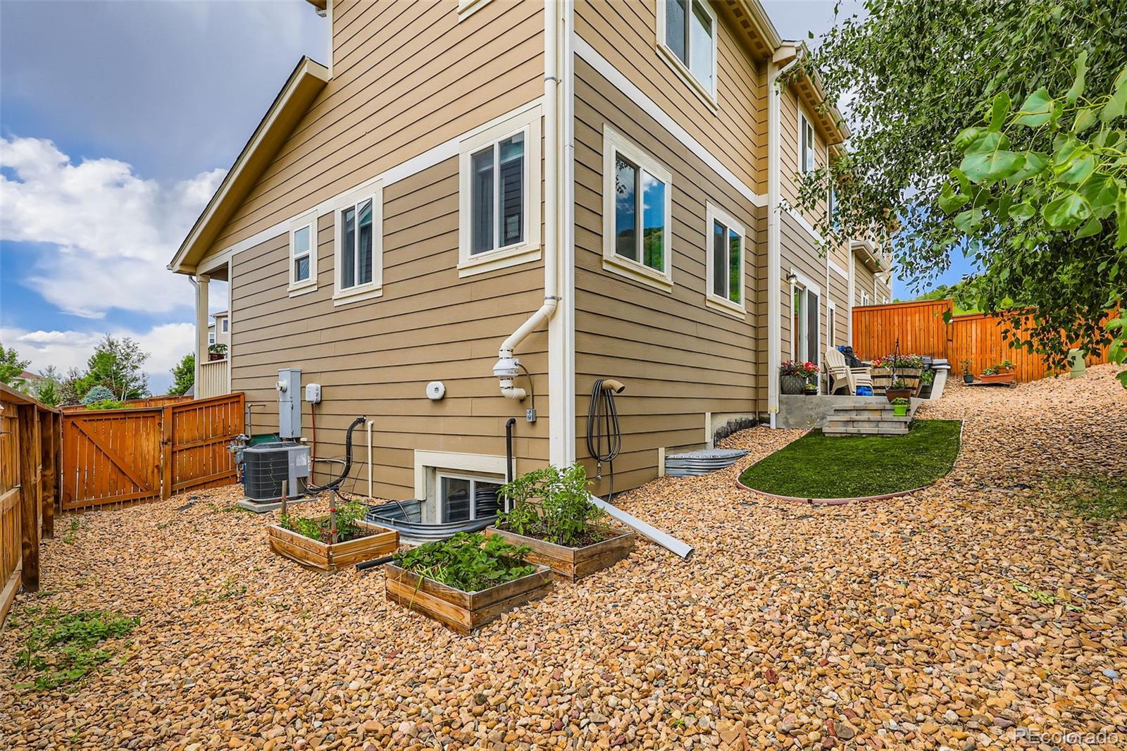 2484 Valley Oak Road