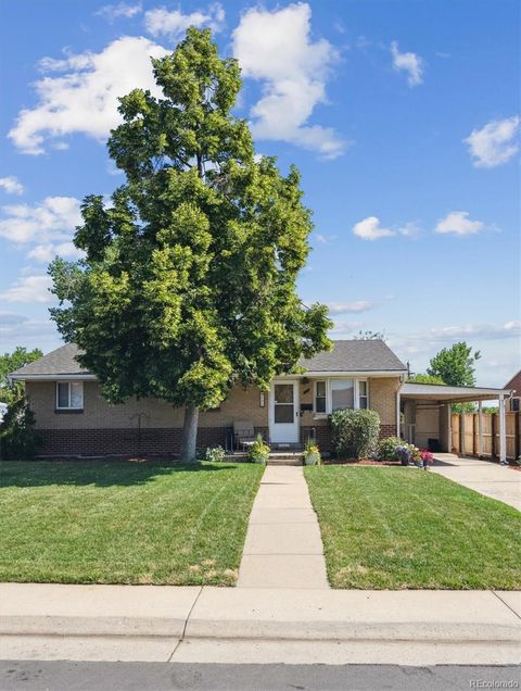 841 Bronco Road Denver CO 80221