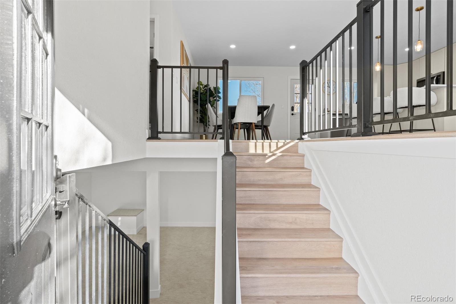 922 Park View Street