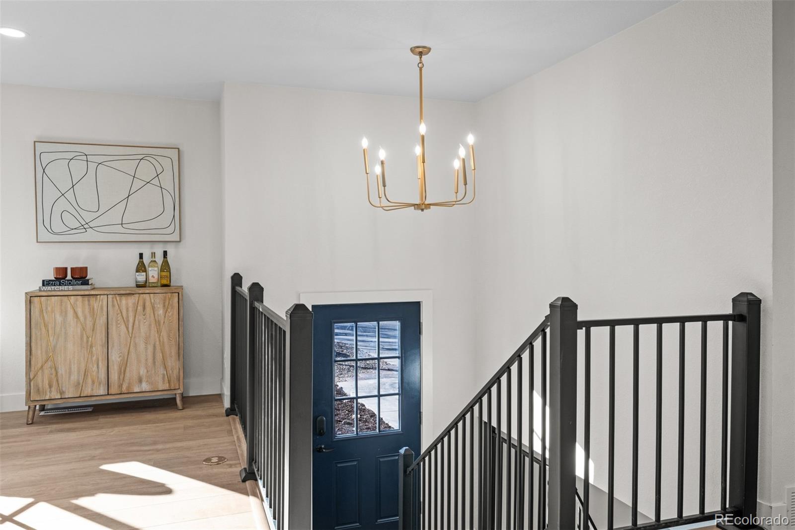 922 Park View Street