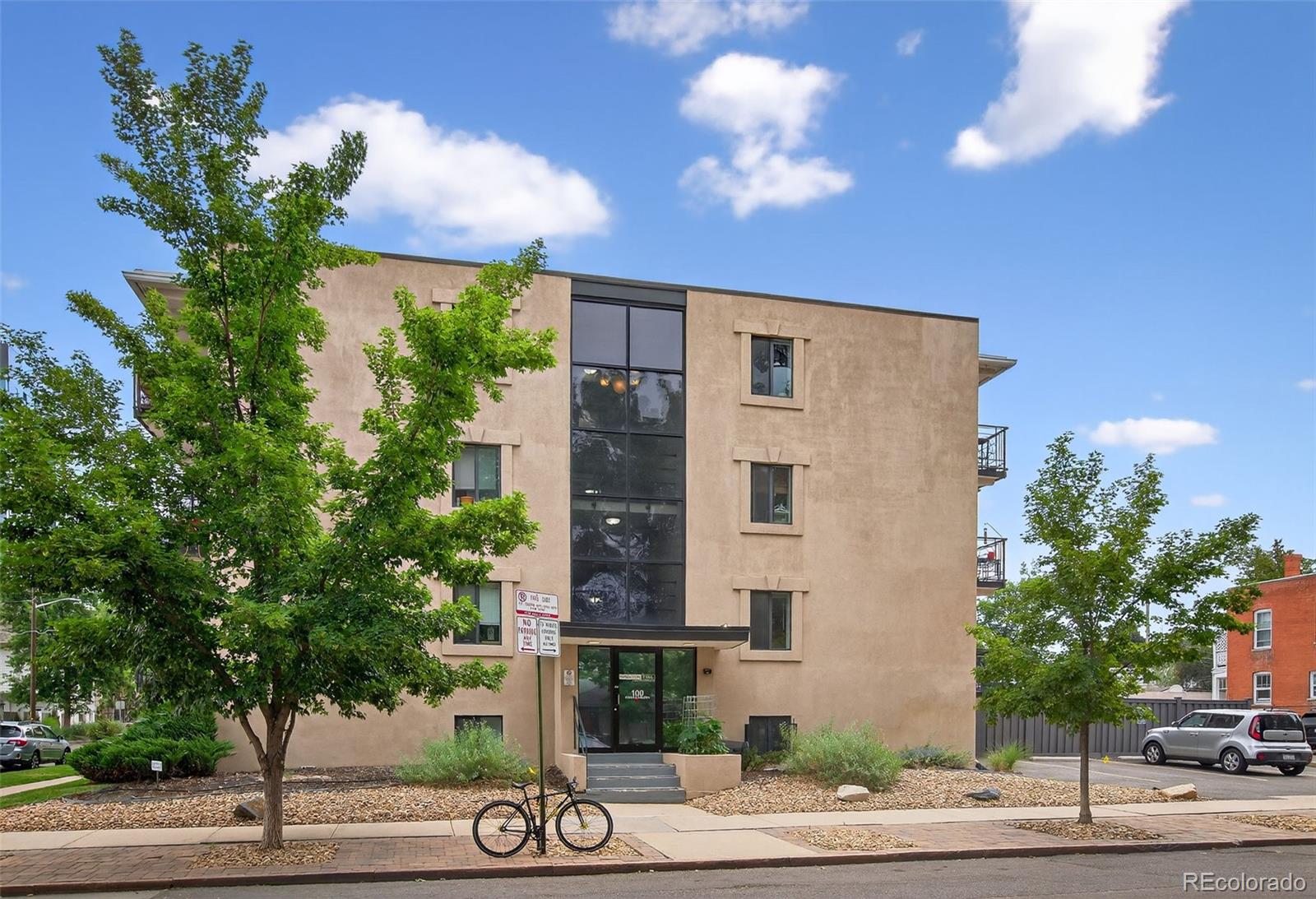 100 S Clarkson Street 202, Denver, CO, 80209 1 100 S Clarkson Street 202